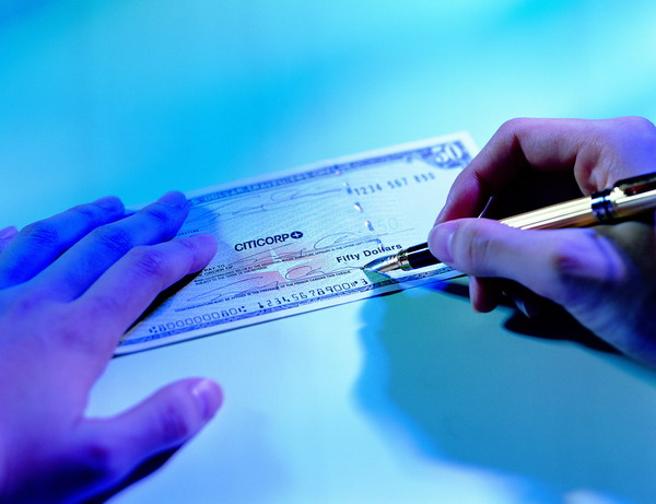 關(guān)于貫徹落實(shí)《國(guó)務(wù)院辦公廳關(guān)于加快推進(jìn)“五證合一”登記制度改革的通知》的通知